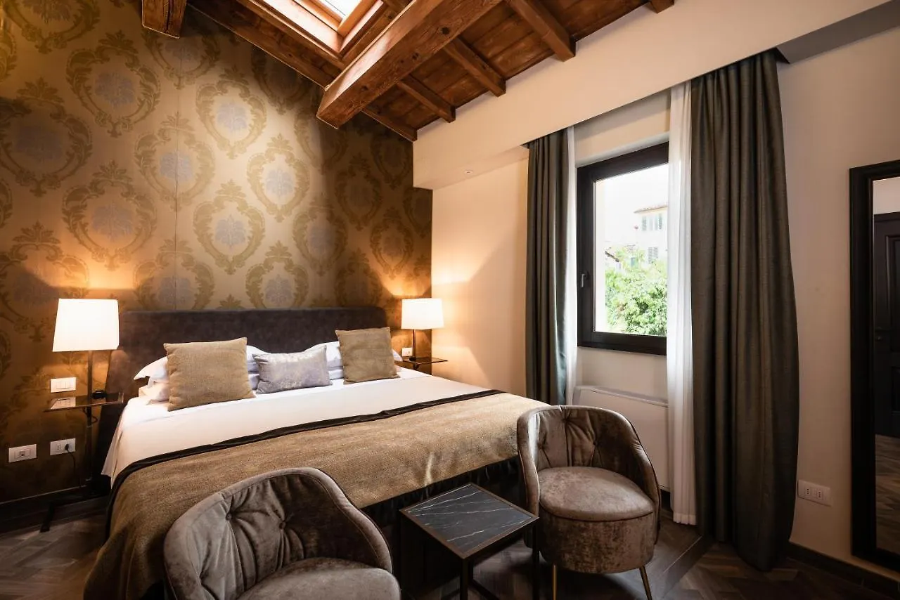Corte Guelfa Florence