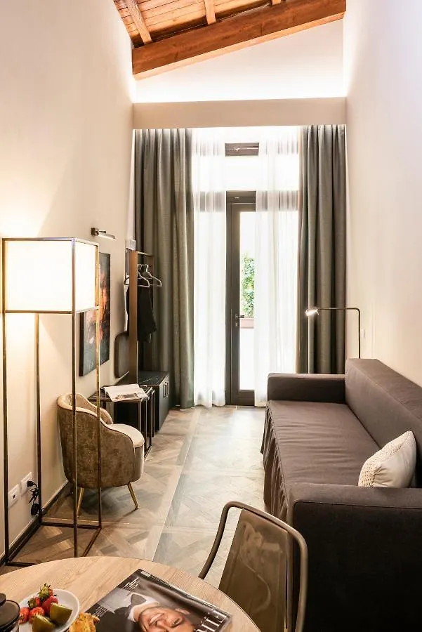 Corte Guelfa Florence 3*,